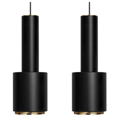 Lampada a sospensione in acciaio con design moderno a forma di granata a mano