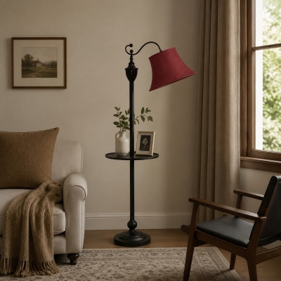 Vintage-Bogen-Stehlampe mit Stoffbezug und rundem Beistelltisch