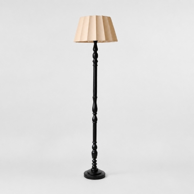 Vintage-Stehlampe mit Stoffschirm und gedrechseltem Holzfu&szlig;