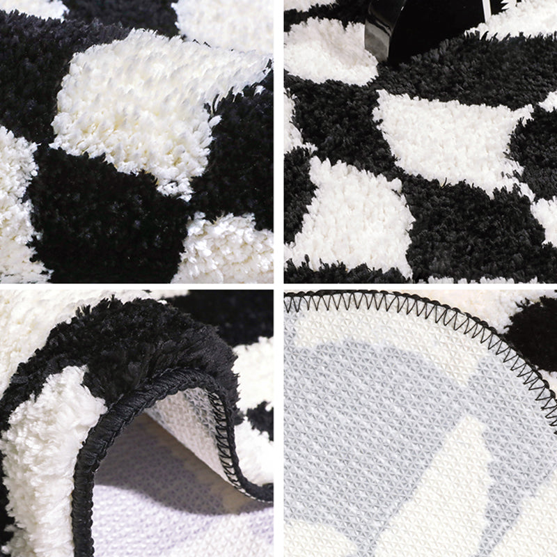 Alfombra de ba&ntilde;o Fluffy Grids con dise&ntilde;o ondulado
