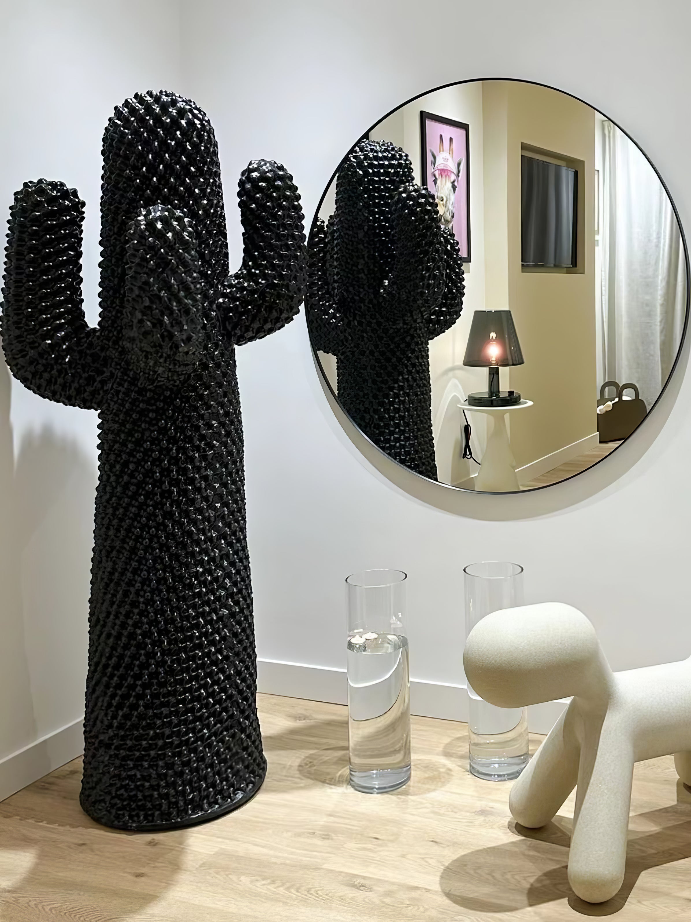 Skulpturale Kaktus-Garderobe von Mello