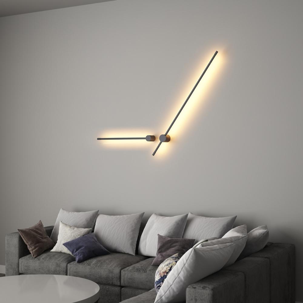 Moderne minimalistische LED-Wandleuchte in R&ouml;hrenform