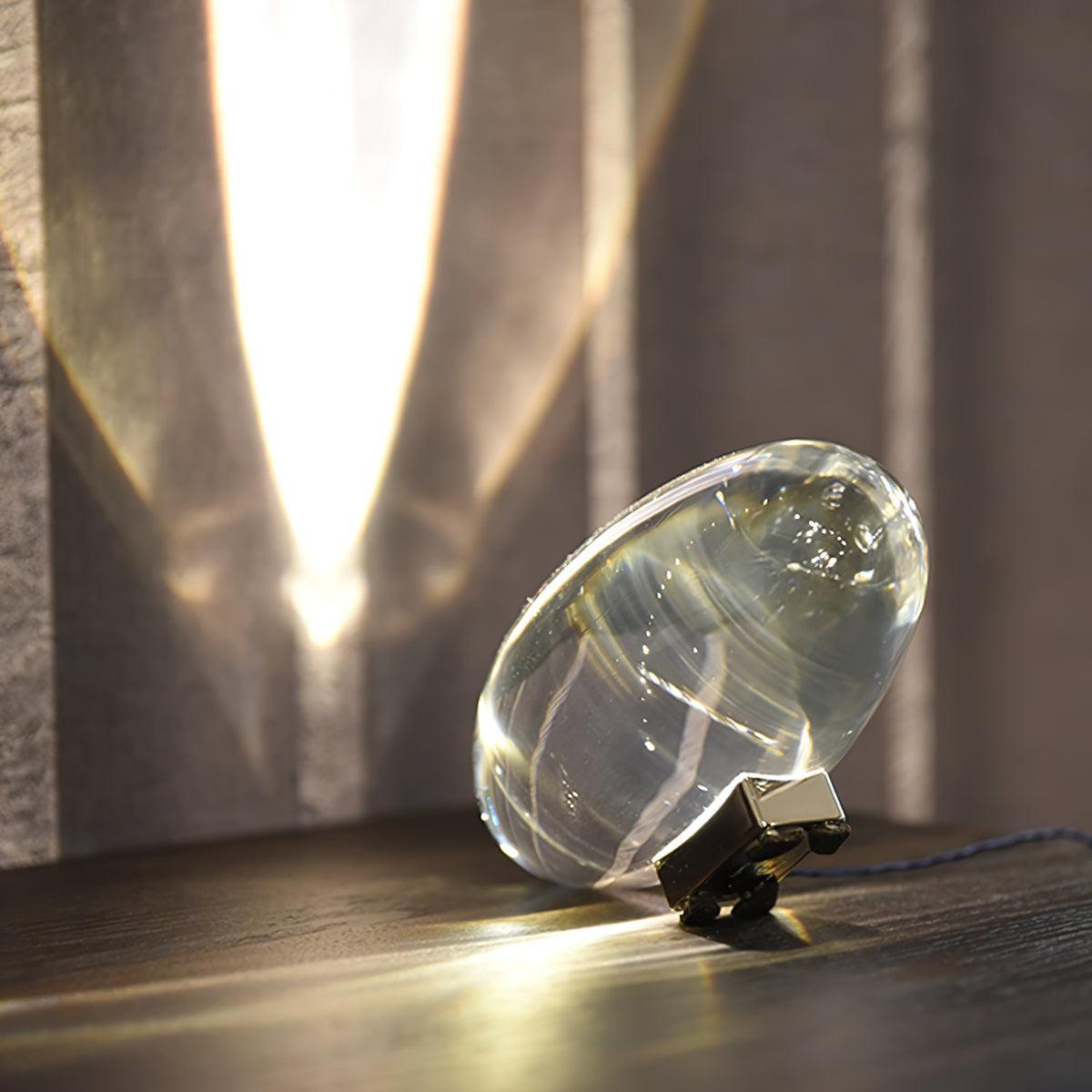 L&aacute;mpara de mesa de cristal con forma de guijarro creativo