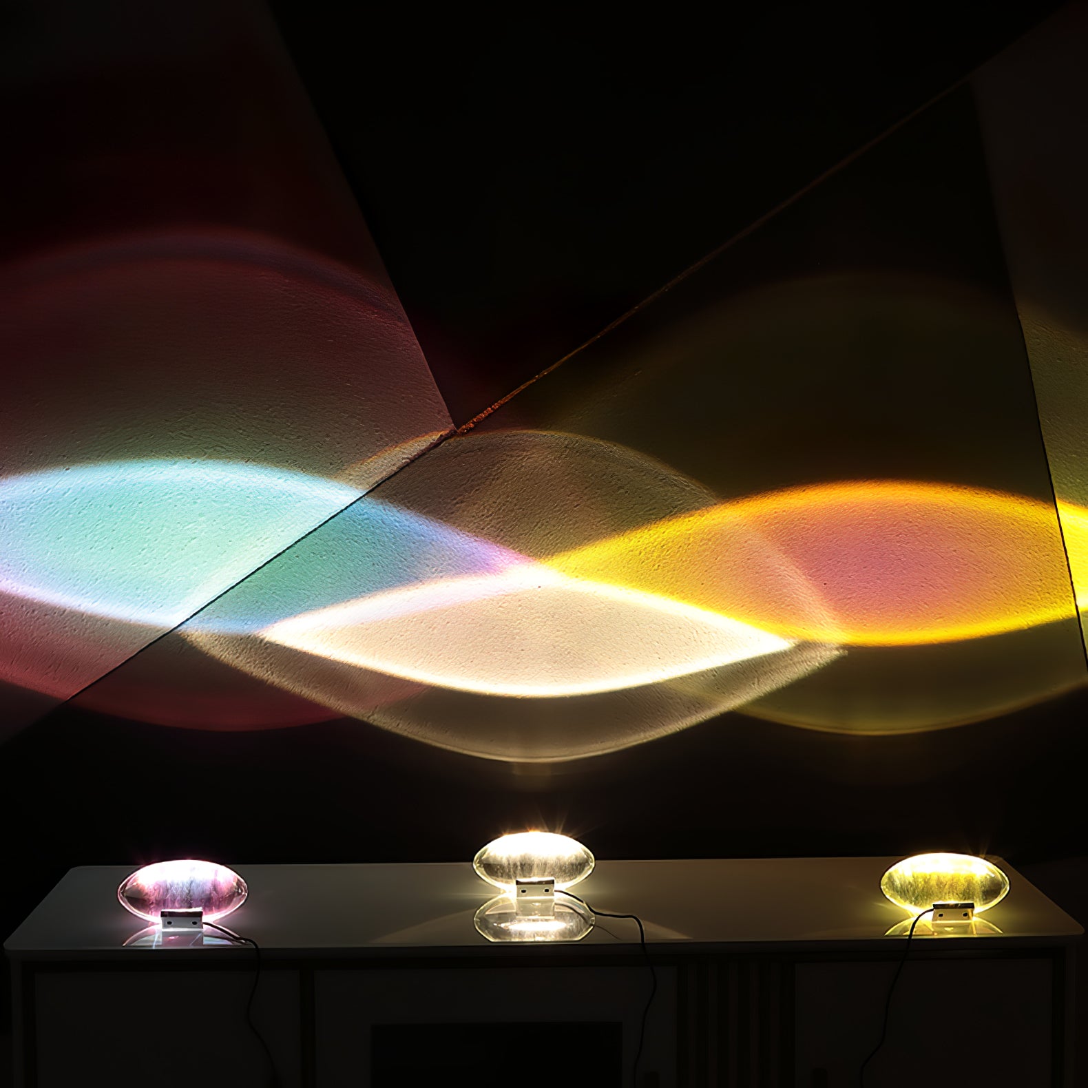 L&aacute;mpara de mesa de cristal con forma de guijarro creativo