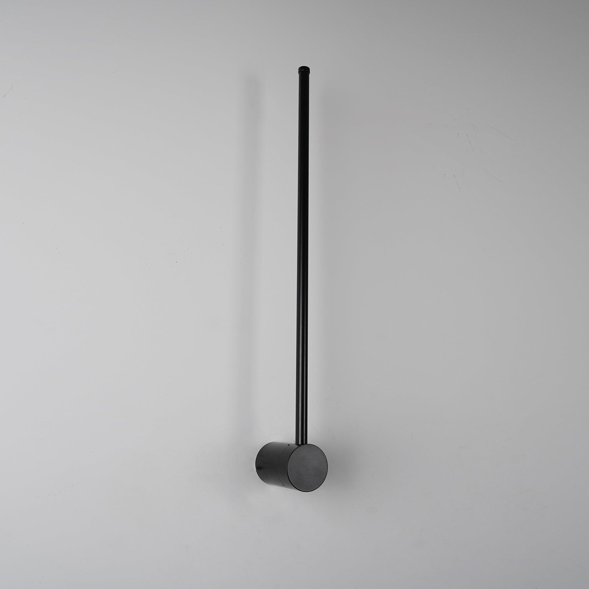 Moderne minimalistische LED-Wandleuchte in R&ouml;hrenform