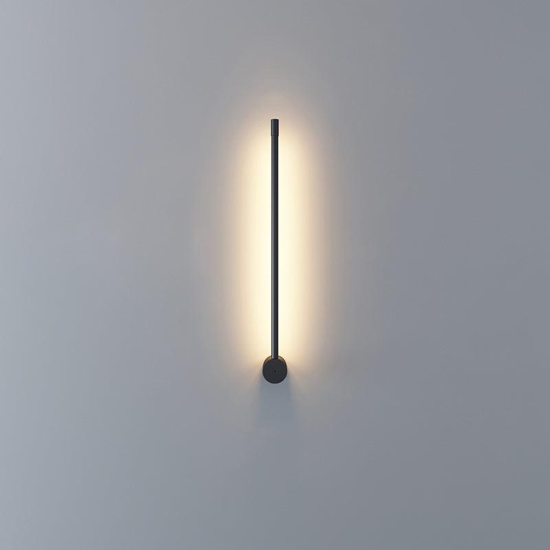 Moderne minimalistische LED-Wandleuchte in R&ouml;hrenform