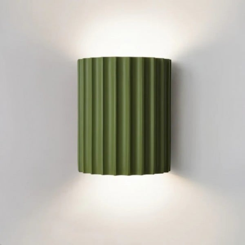 Minimalistische geribbelde wandlamp van hars