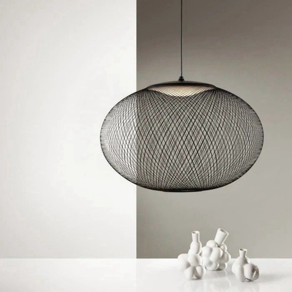 Moderne LED-Pendelleuchte mit Mesh-Gewebe
