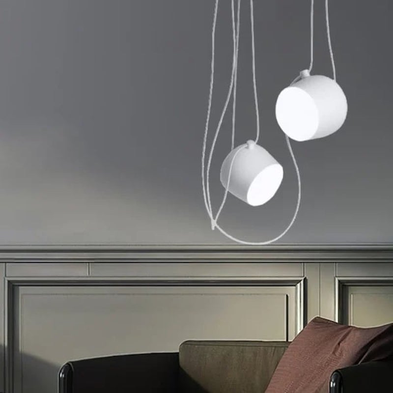 Suspension &agrave; plusieurs lumi&egrave;res &agrave; intensit&eacute; variable