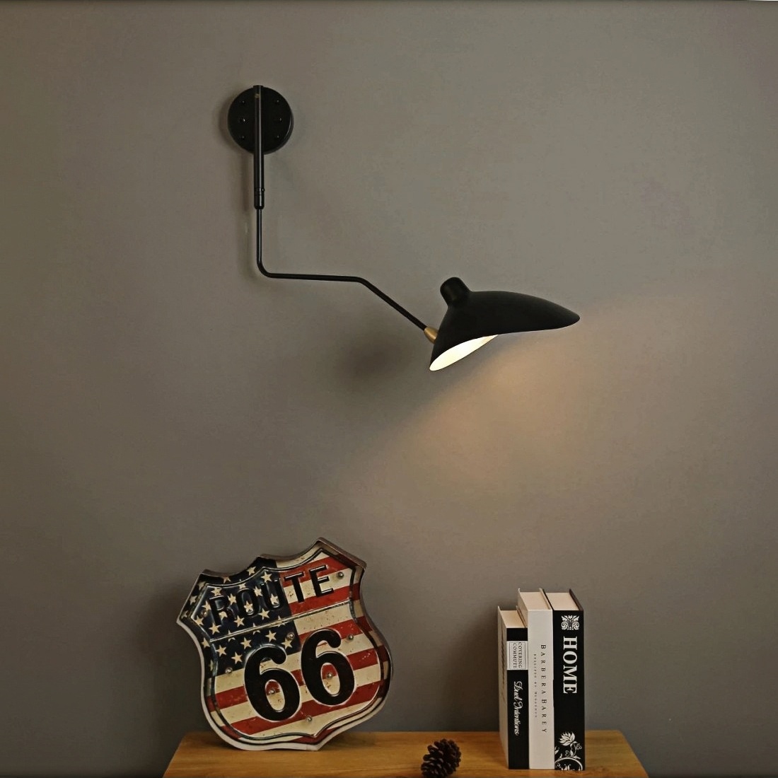 Lampada da parete creativa con braccio regolabile