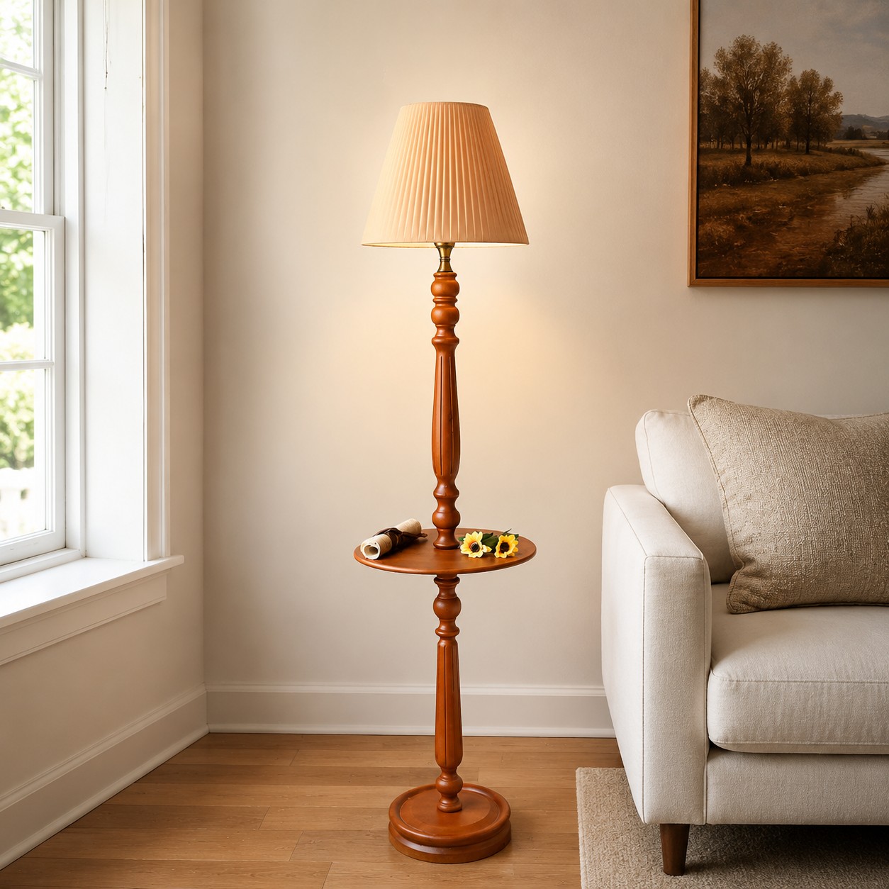 Vintage Stehlampe aus Massivholz mit optionalem Beistelltisch