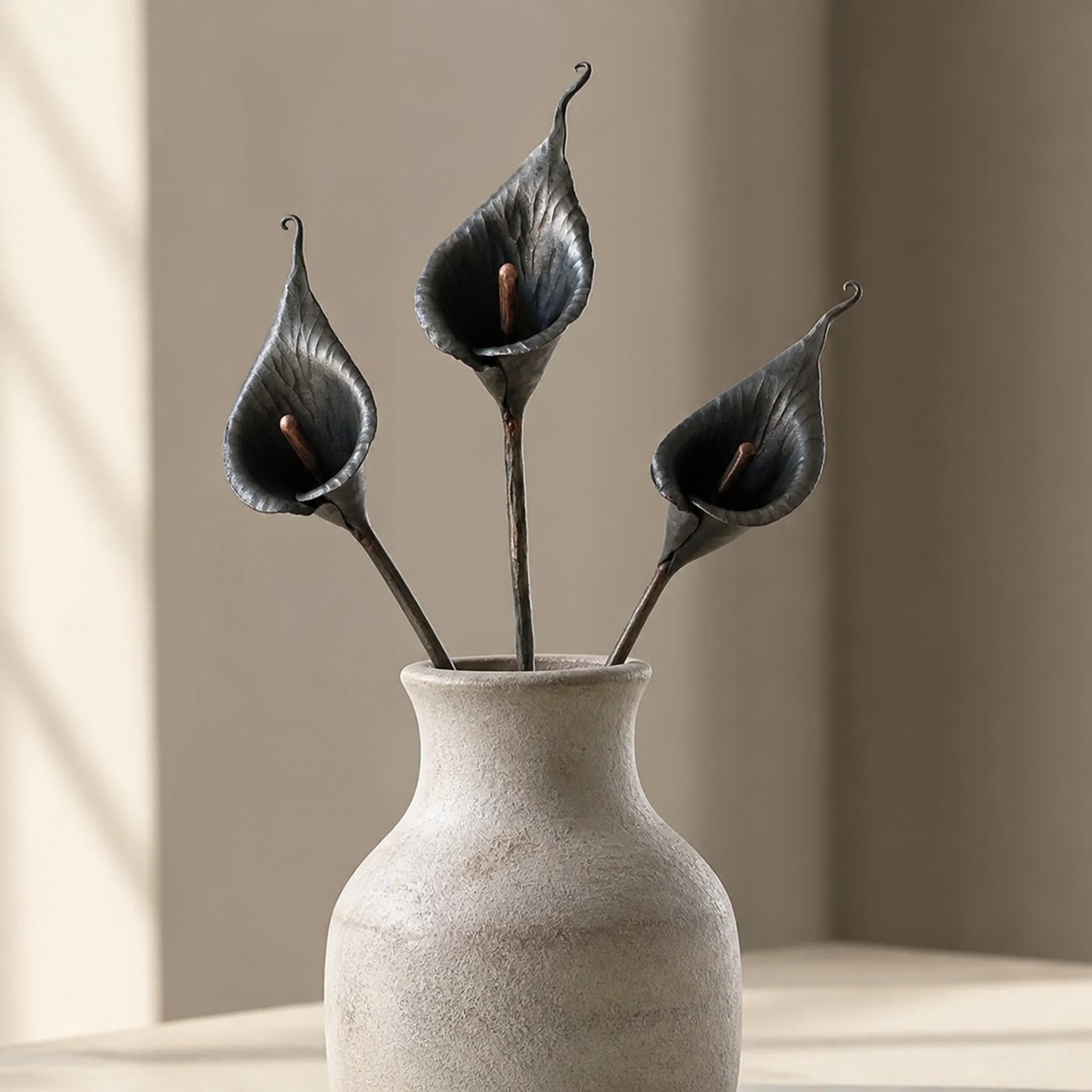 Handgeschmiedeter Calla-Lilienstiel aus Eisen als Dekoration