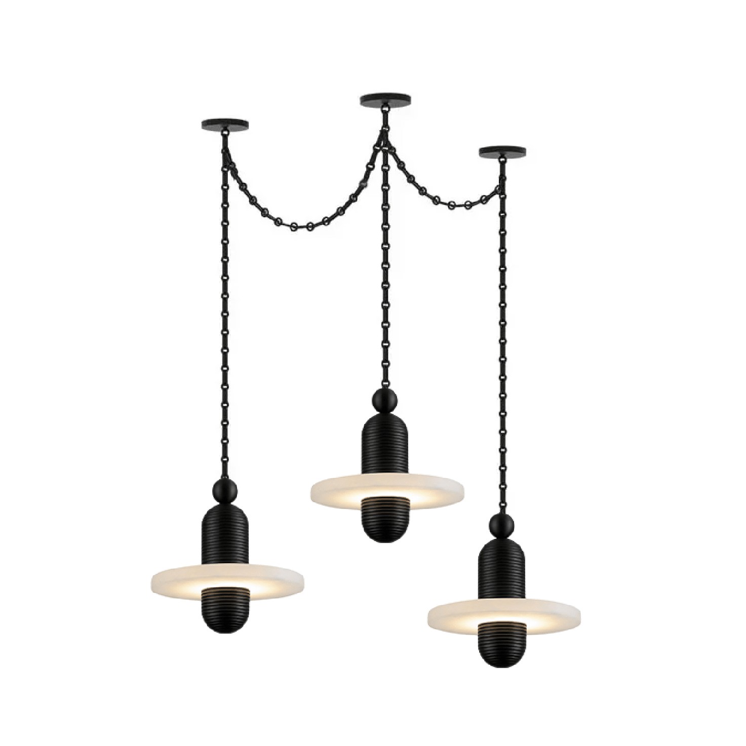 Lustre suspendu en m&eacute;tal noir et alb&acirc;tre, orn&eacute; de cha&icirc;nes