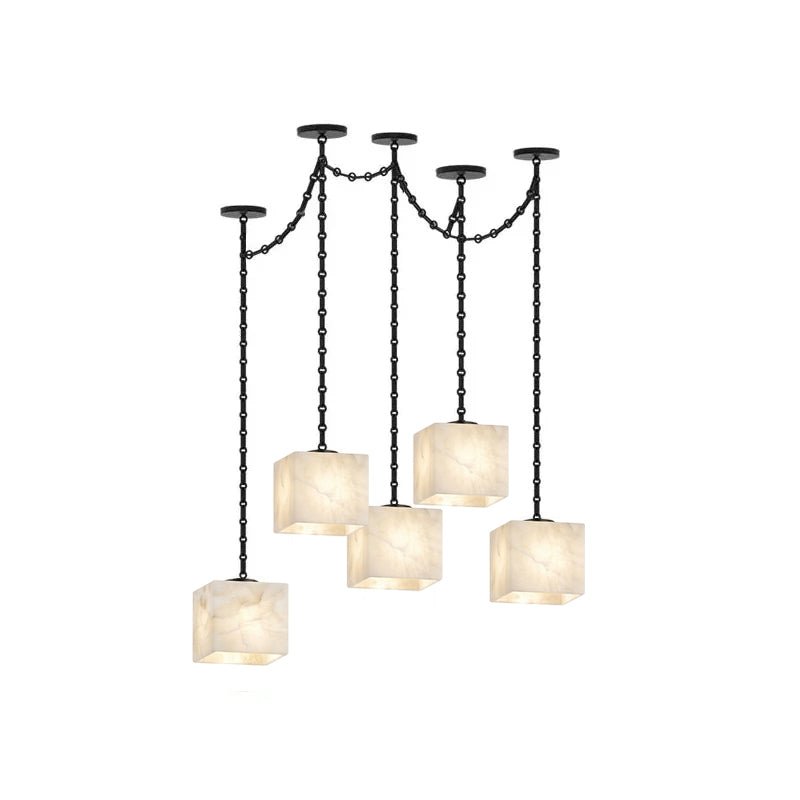 Mat albasten kroonluchter met meerdere lampen, vast aangesloten.
