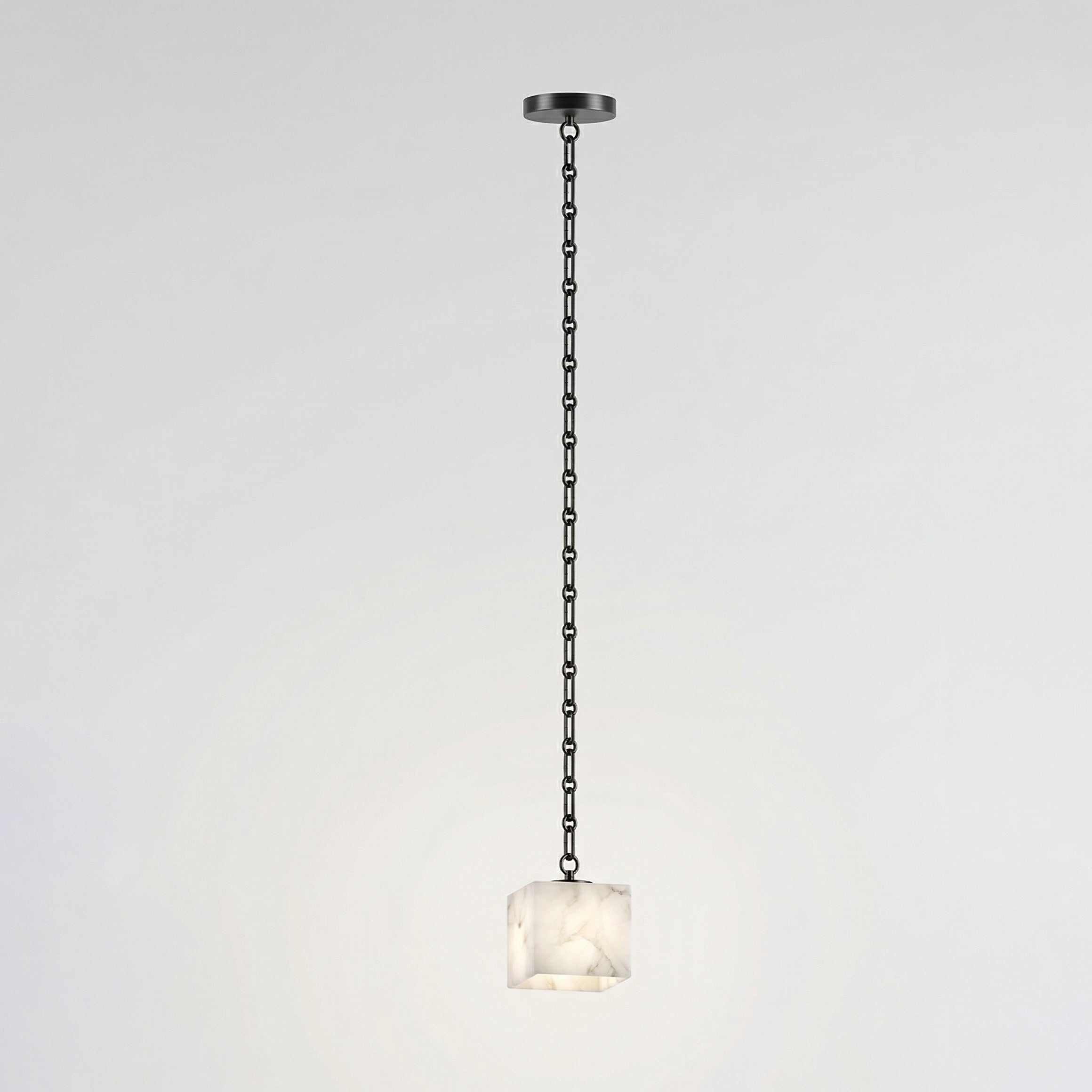 Mat albasten kroonluchter met meerdere lampen, vast aangesloten.